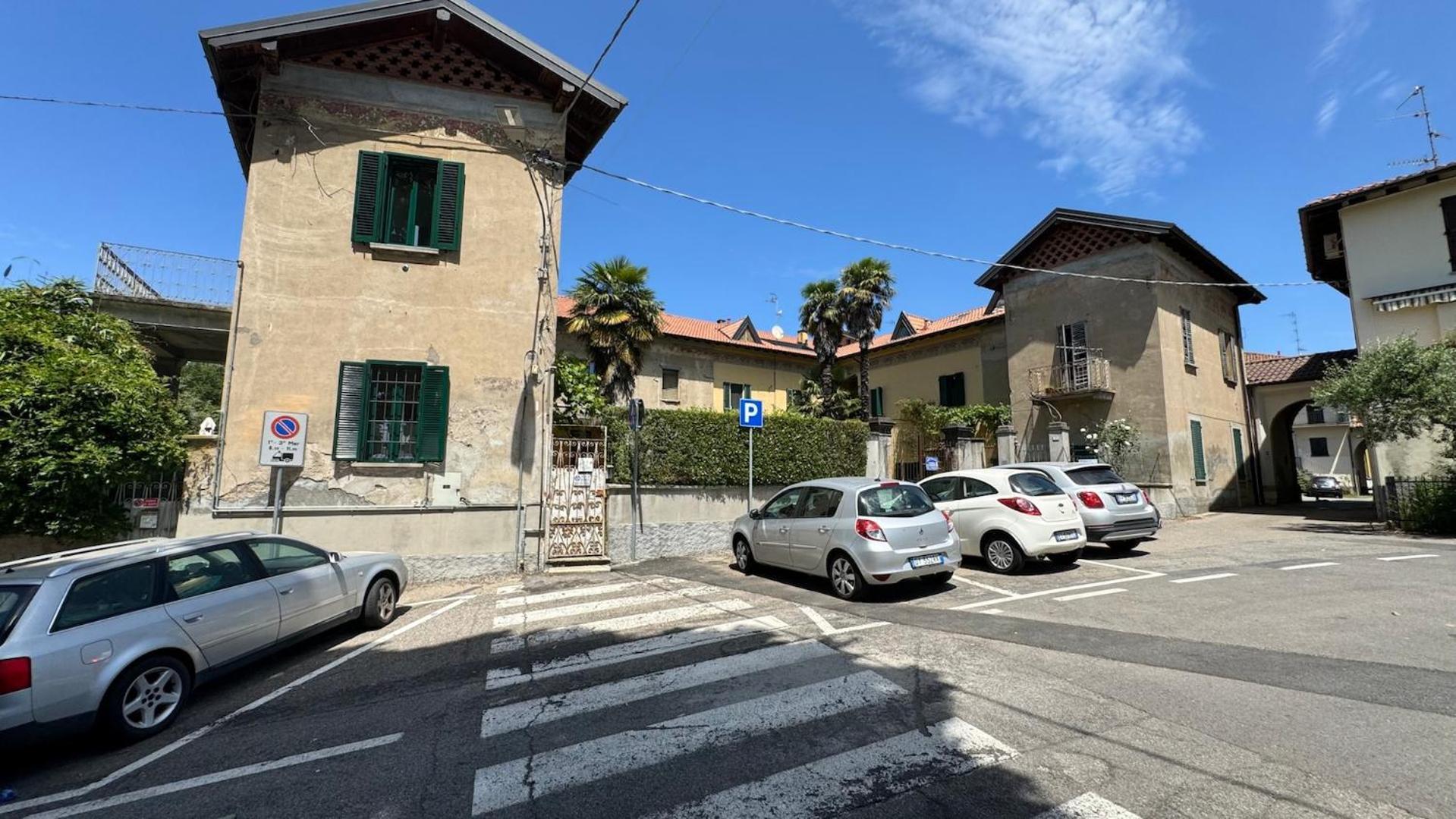 Curt Da Beta - Casa Vacanze Con Giardino, In Corte Del XVIII Secolo Malnate Exterior photo